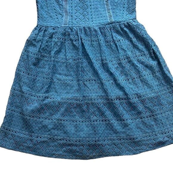Francesca’s Teal Lace Dress SMALL - Picture 7 of 15